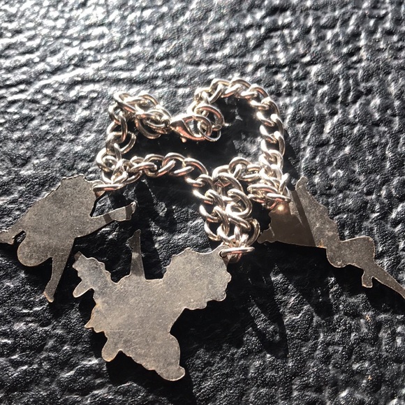 Betty Boop Charm Bracelet Silvertone Fun - Picture 6 of 6